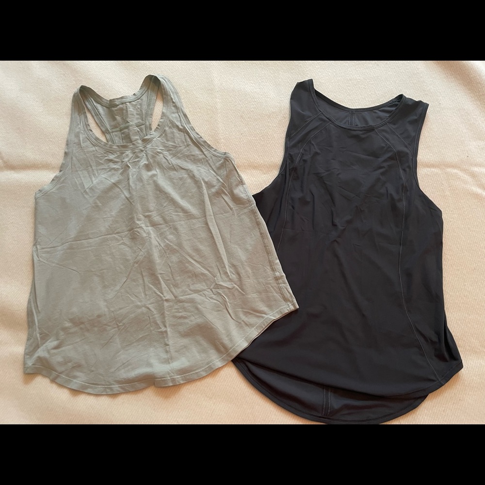 Bundle of 4 lululemon tank tops